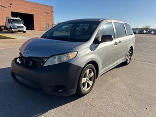 2014 Toyota Sienna L V6 7 Passenger - Exterior Front Left Corner Image